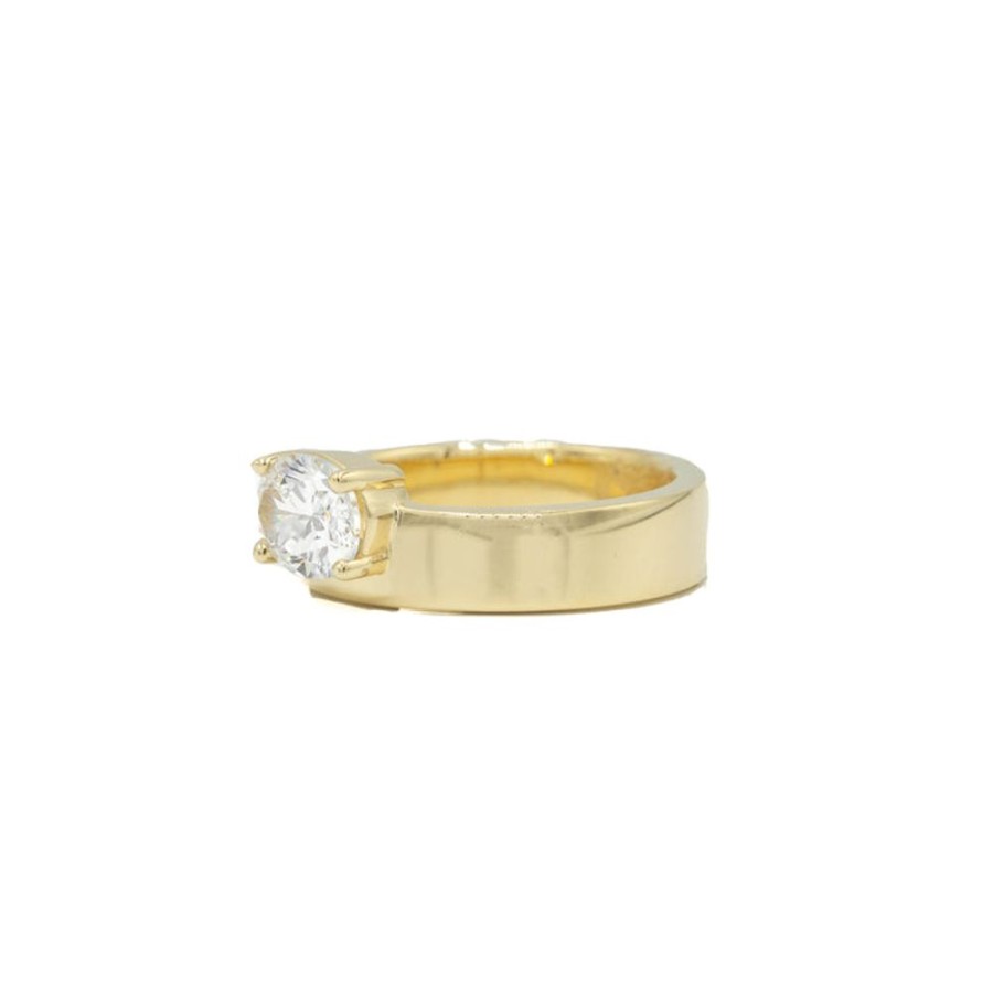Alternative & Unique Malka Diamonds | 14Ky Asymmetrical Oval-Cut Cigar Diamond Band