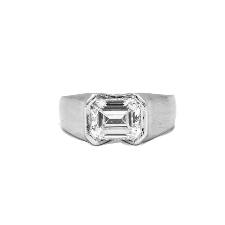 Classic Bridal Malka Diamonds | Platinum 3.10Ct Emerald-Cut Semi-Bezel Diamond Ring