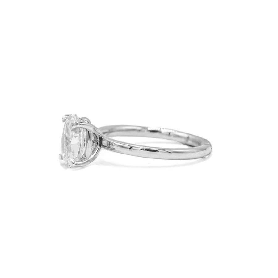 Classic Bridal Malka Diamonds | Platinum 4-Prong Oval Solitaire