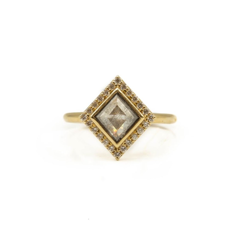 Alternative & Unique Malka Diamonds | .78Ct Halo Princess-Cut Salt & Pepper Diamondring