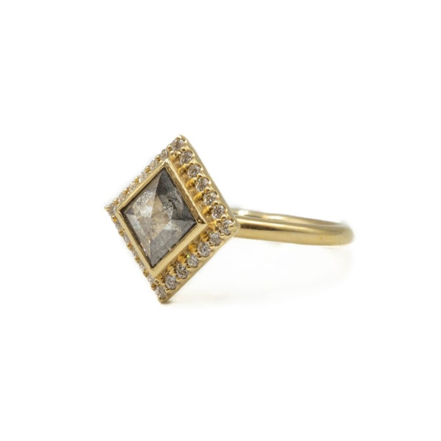 Alternative & Unique Malka Diamonds | .78Ct Halo Princess-Cut Salt & Pepper Diamondring