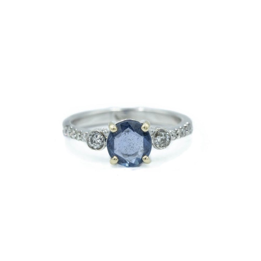 Alternative & Unique Malka Diamonds | 1.01Ct Sapphire & Diamond 3-Stone Ring