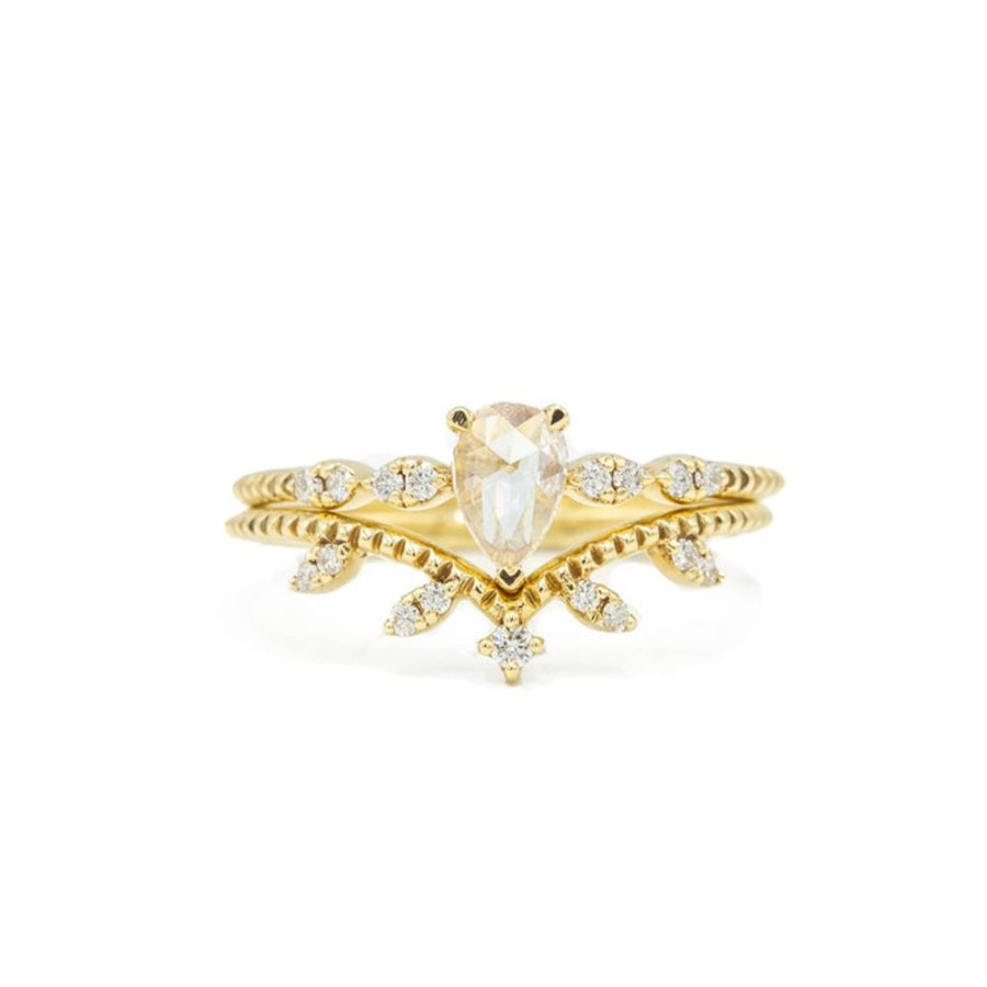 Classic Bridal Parade | 14Ky .23Ct Pear-Shaped Chevron Wedding Set