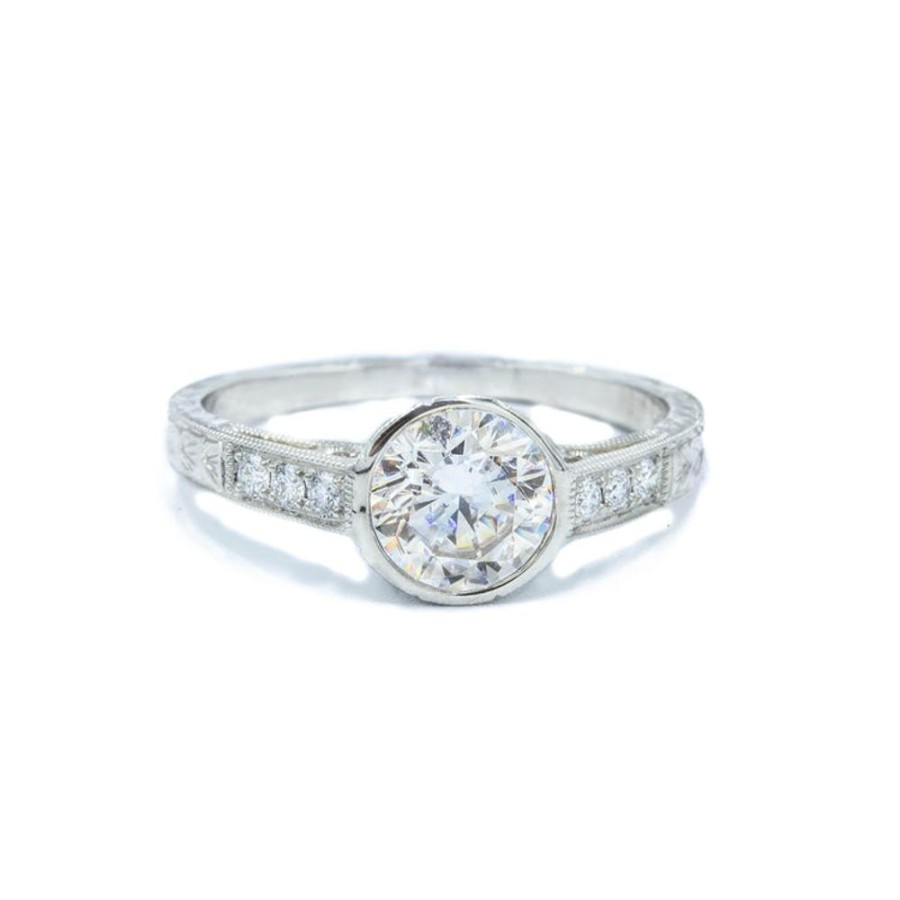 Vintage Collection Malka Diamonds | 18Kw Jolie Crown Bezel Filigree Ring