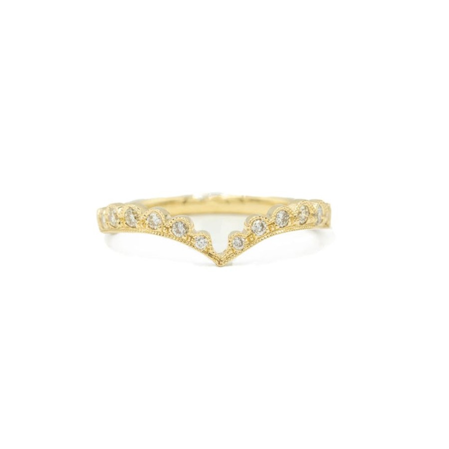 Stackable Rings Parade | 14Ky Scallop Lace Chevron Diamond Band