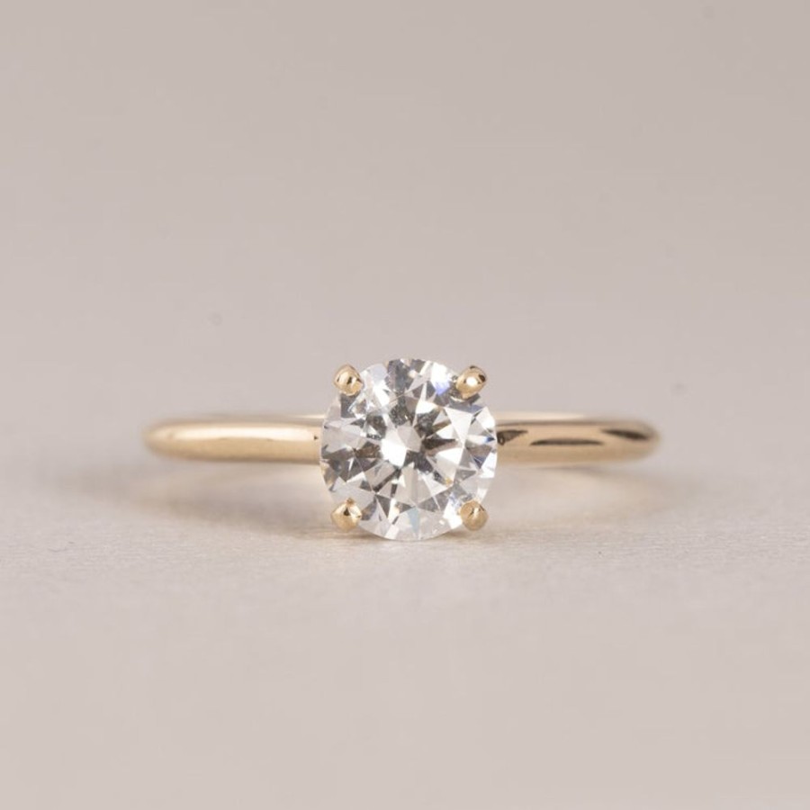 Classic Bridal Malka Diamonds | 14K Petite Diamond Engagement Ring