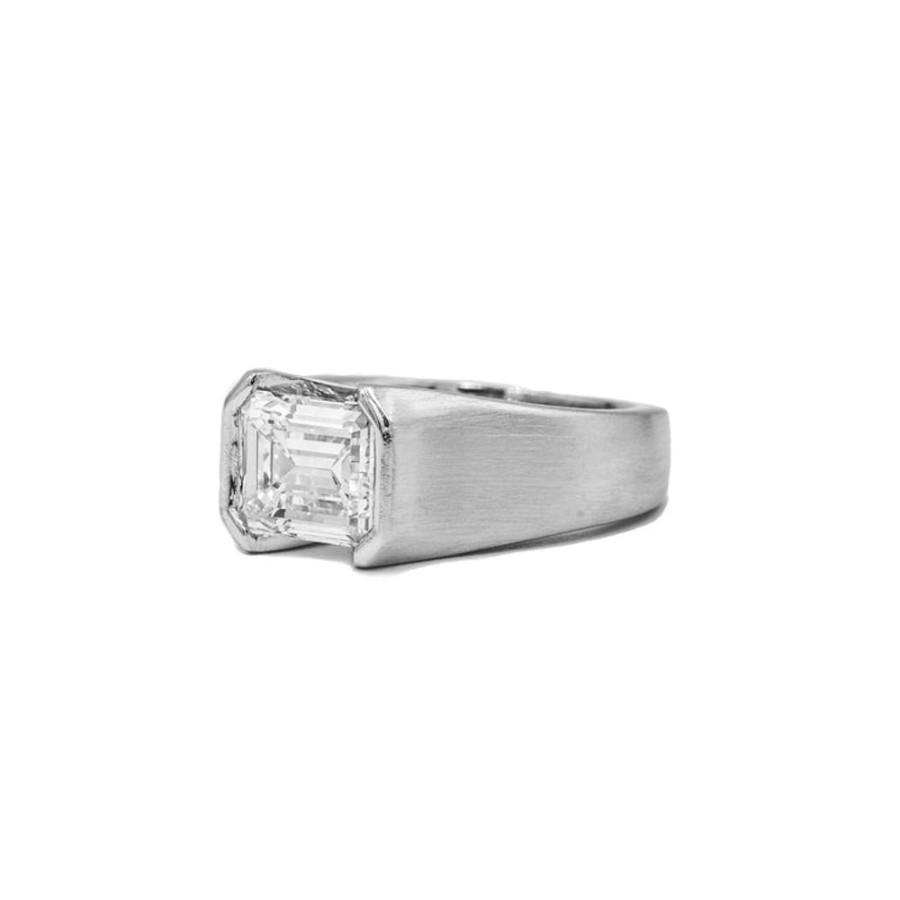 Alternative & Unique Malka Diamonds | Platinum 3.10Ct Emerald-Cut Semi-Bezel Diamond Ring