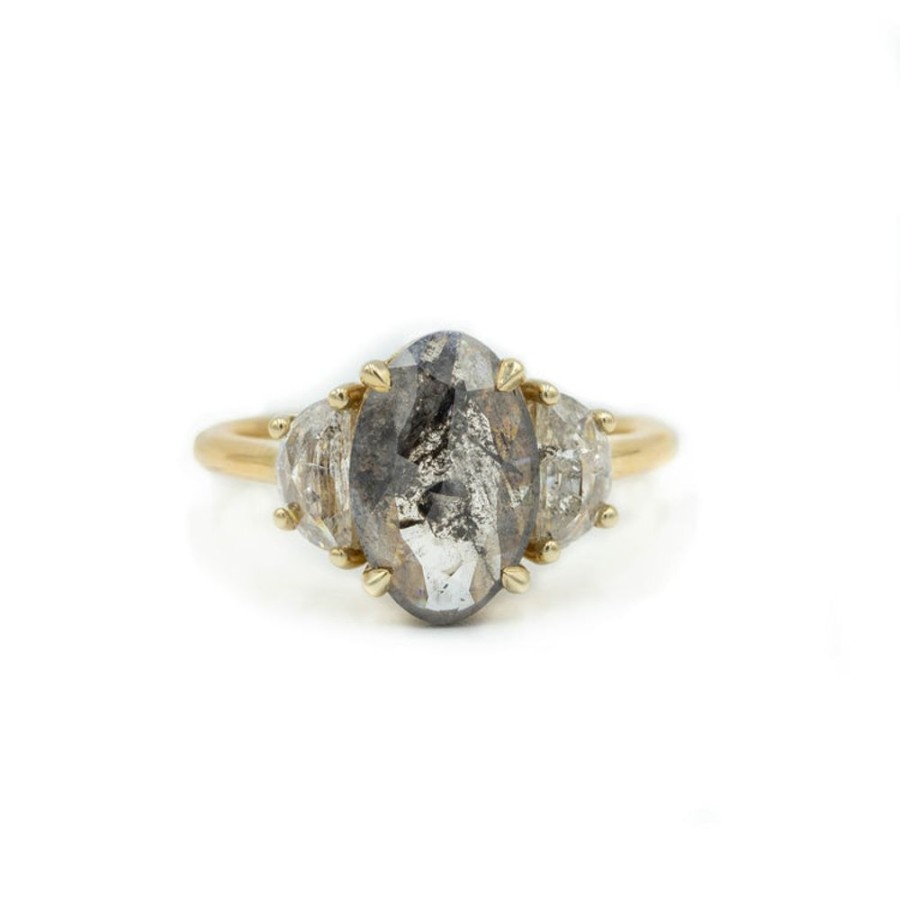 Alternative & Unique Malka Diamonds | 1.65Ct 3-Stone Oval Salt & Pepper Diamond Ring