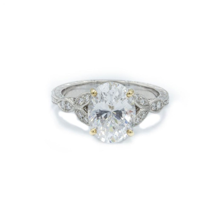 Vintage Collection Malka Diamonds | Oval Floral Leaf Ring