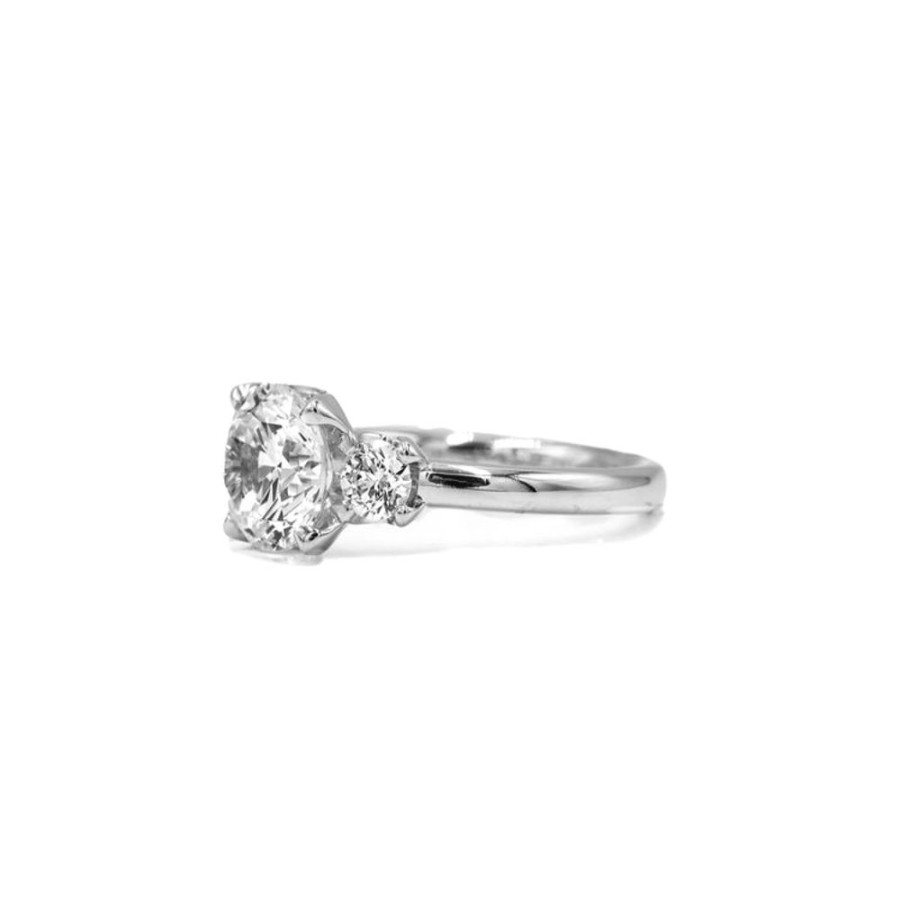 Classic Bridal Uneek | 18Kw 3-Stone Round Butter-Cup Diamond Ring